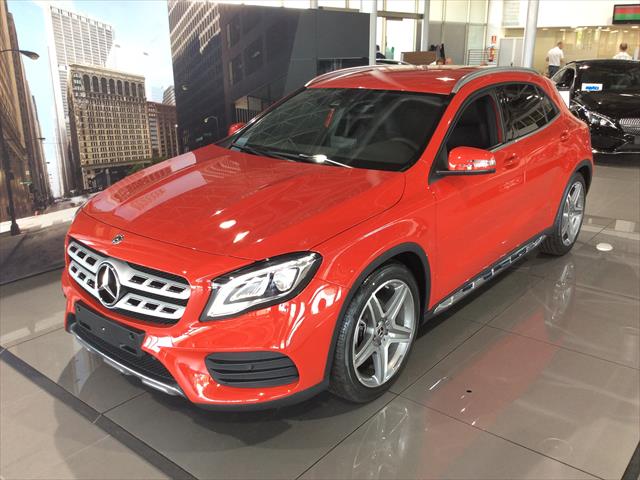 Mercedes Benz Gla 200 Sport Utility Vehicle